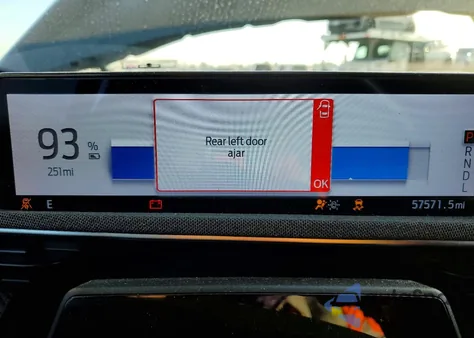 2021 Ford Mustang Mach-E Premium из США, поврежденный, VIN 3FMTK3SU3MMA06785